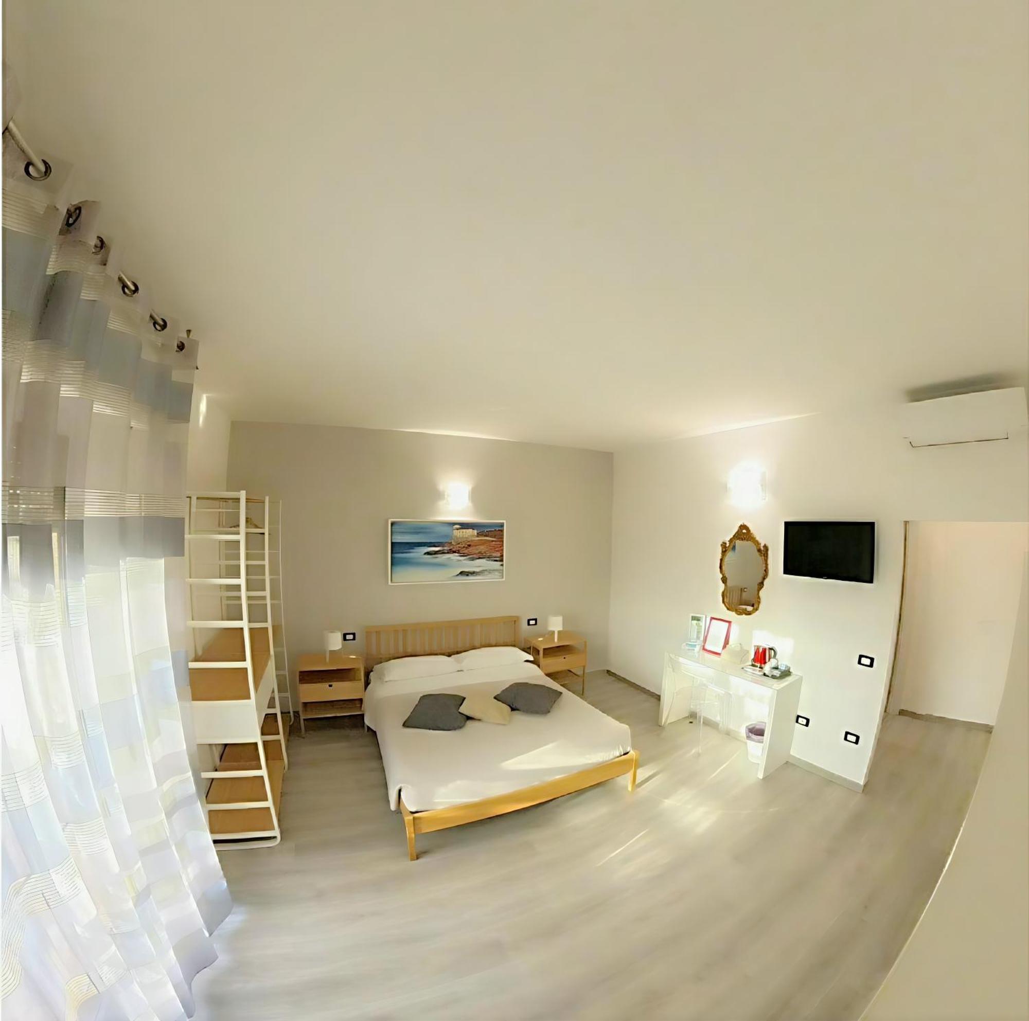 Hotel Attico Livorno Bed & Relax Zewnętrze zdjęcie