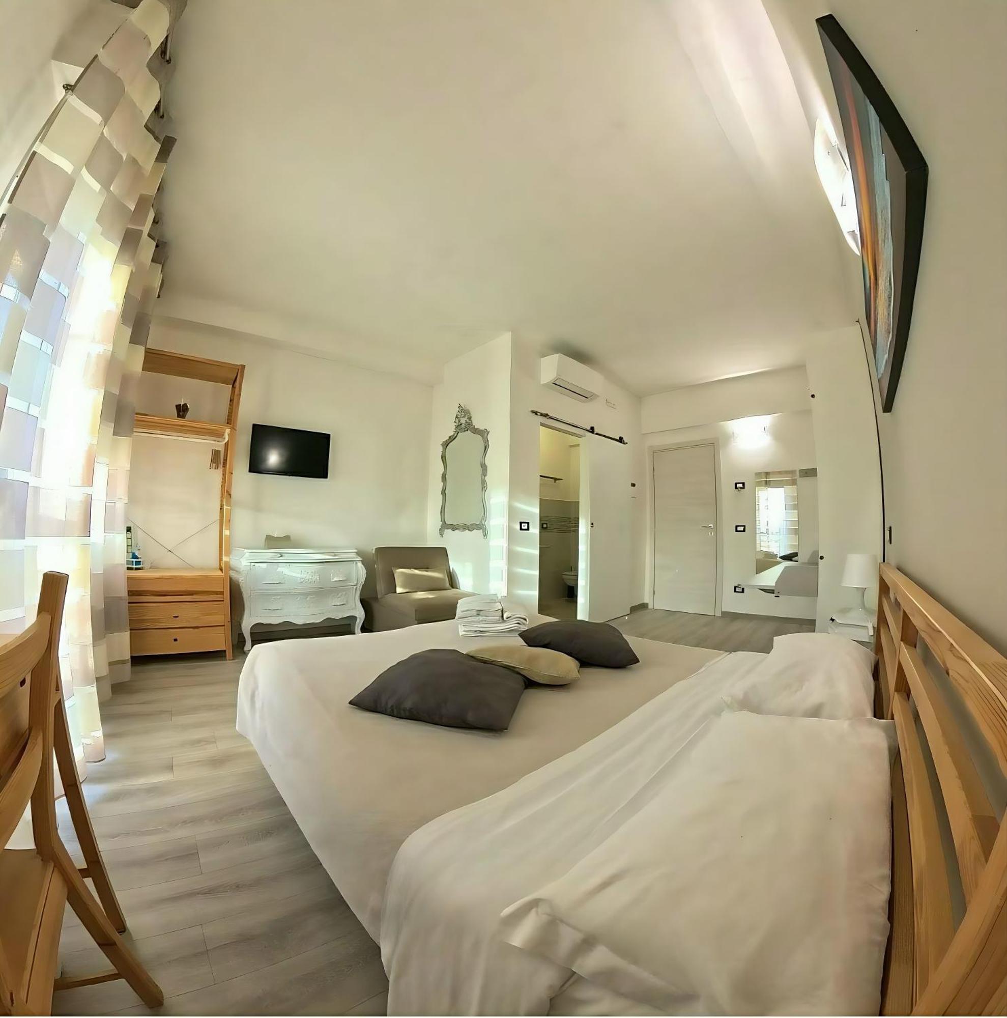 Hotel Attico Livorno Bed & Relax Zewnętrze zdjęcie